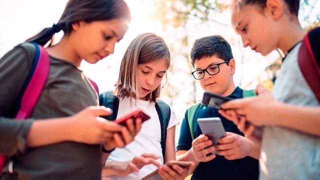 4 riesgos para un adolescente en internet